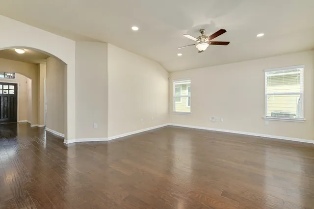 $1,995 | 18421 Tallgrass Prairie Drive, Pflugerville, TX 78660