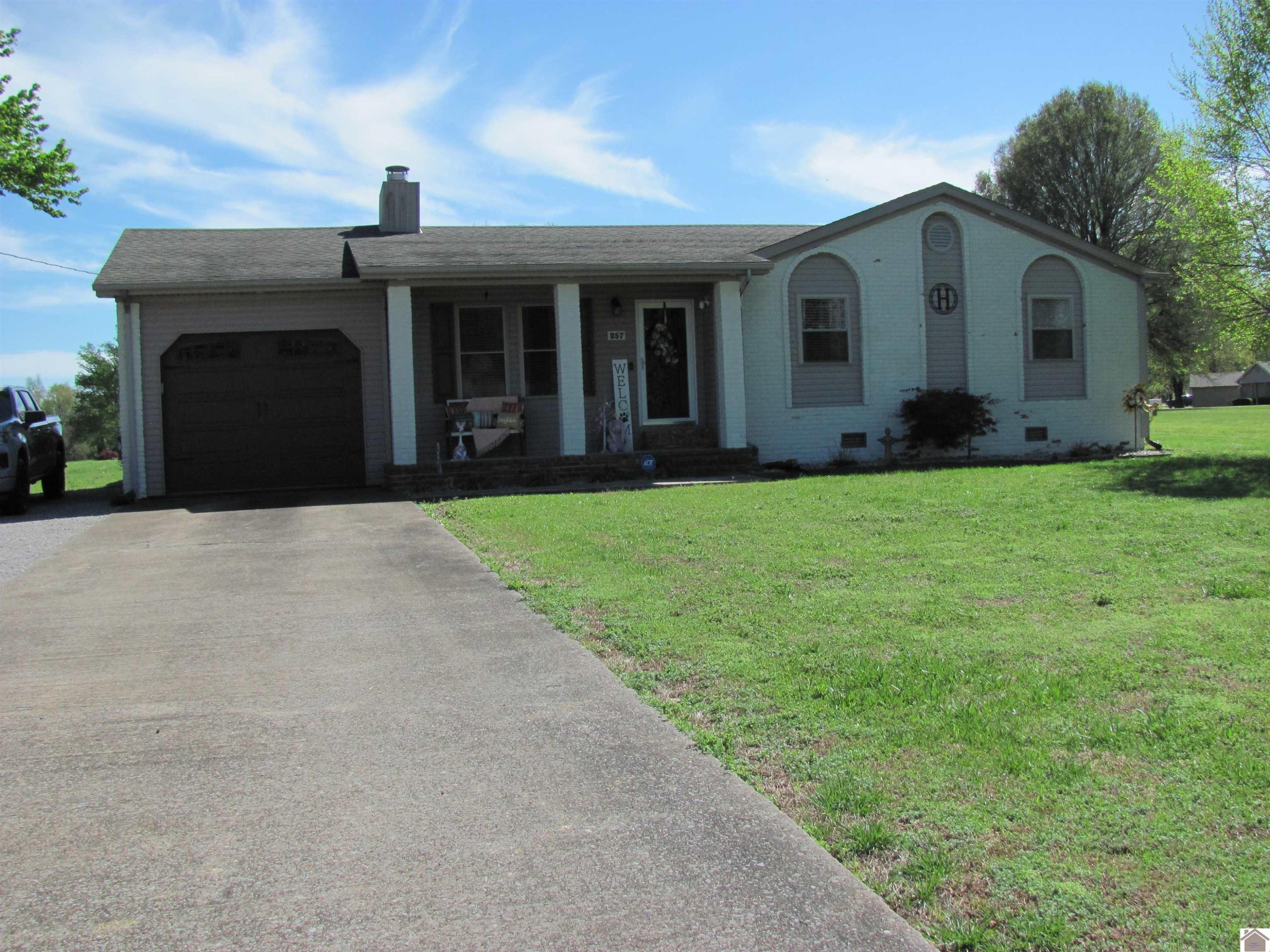 257 West Slaughter Road Mayfield, KY 42066 - Photo 2 of 26 Photo 2