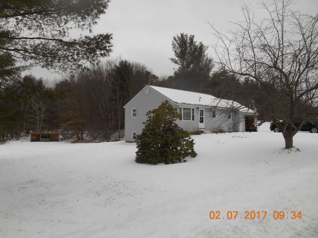 190 Plains Road Claremont, NH 03743 - Photo 3 of 9 Gallery Image 3