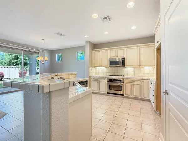 $555,000 | 212 Quail Covey Court, Lincoln, CA 95648