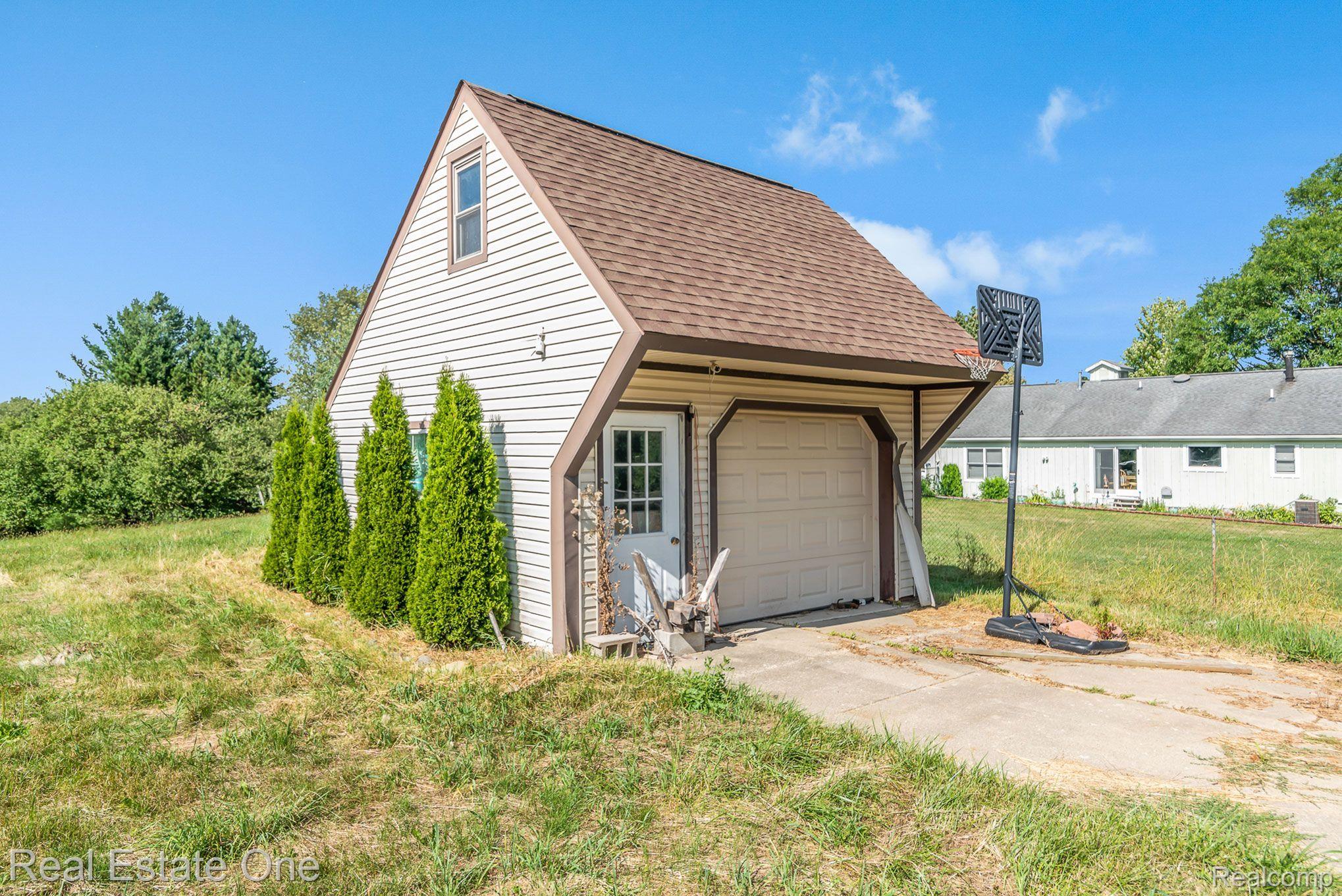 7737 36 Mile Road Romeo, MI 48065 - Photo 7 of 33 Gallery Image 7