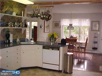147 Lambs Road Sewell, NJ 08080 - Photo 3 of 12 Kitchen