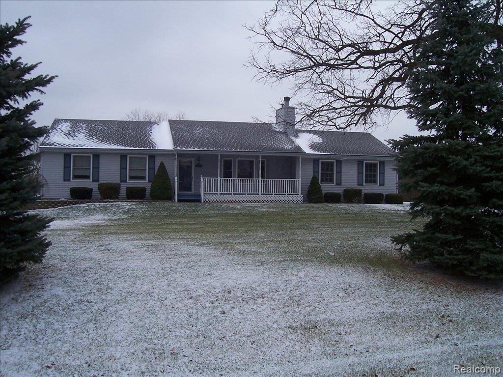7465 Bingham Road Brighton, MI 48116 - Photo 1 of 8 FRONT