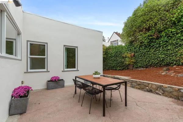 $1,495,000 | 589 San Luis Road, Berkeley, CA 94707
