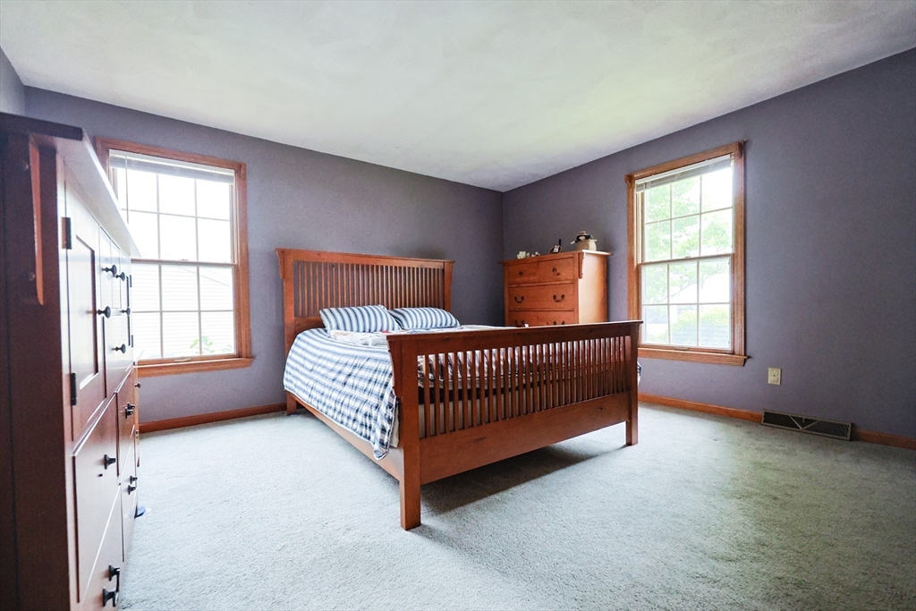 18 Phyllis Road Taunton, MA 02780 - Photo 14 of 20 Gallery Image 14