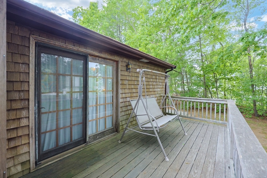 18 Phyllis Road Taunton, MA 02780 - Photo 5 of 20 Gallery Image 5