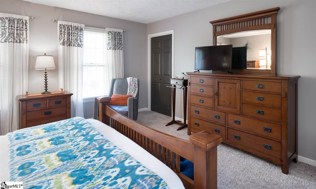 801 East Silverleaf Street Greer, SC 29650 - Photo 17 of 35 Gallery Image 17
