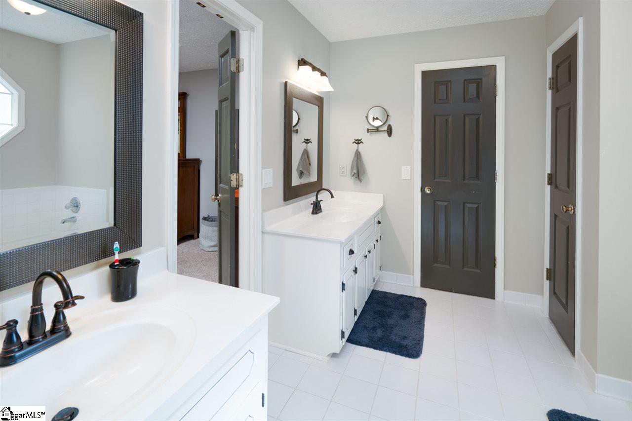 801 East Silverleaf Street Greer, SC 29650 - Photo 19 of 35 Gallery Image 19