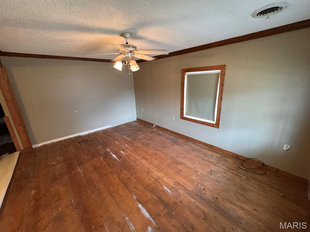 607 Flemming Street Bernie, MO 63822 - Photo 2 of 13