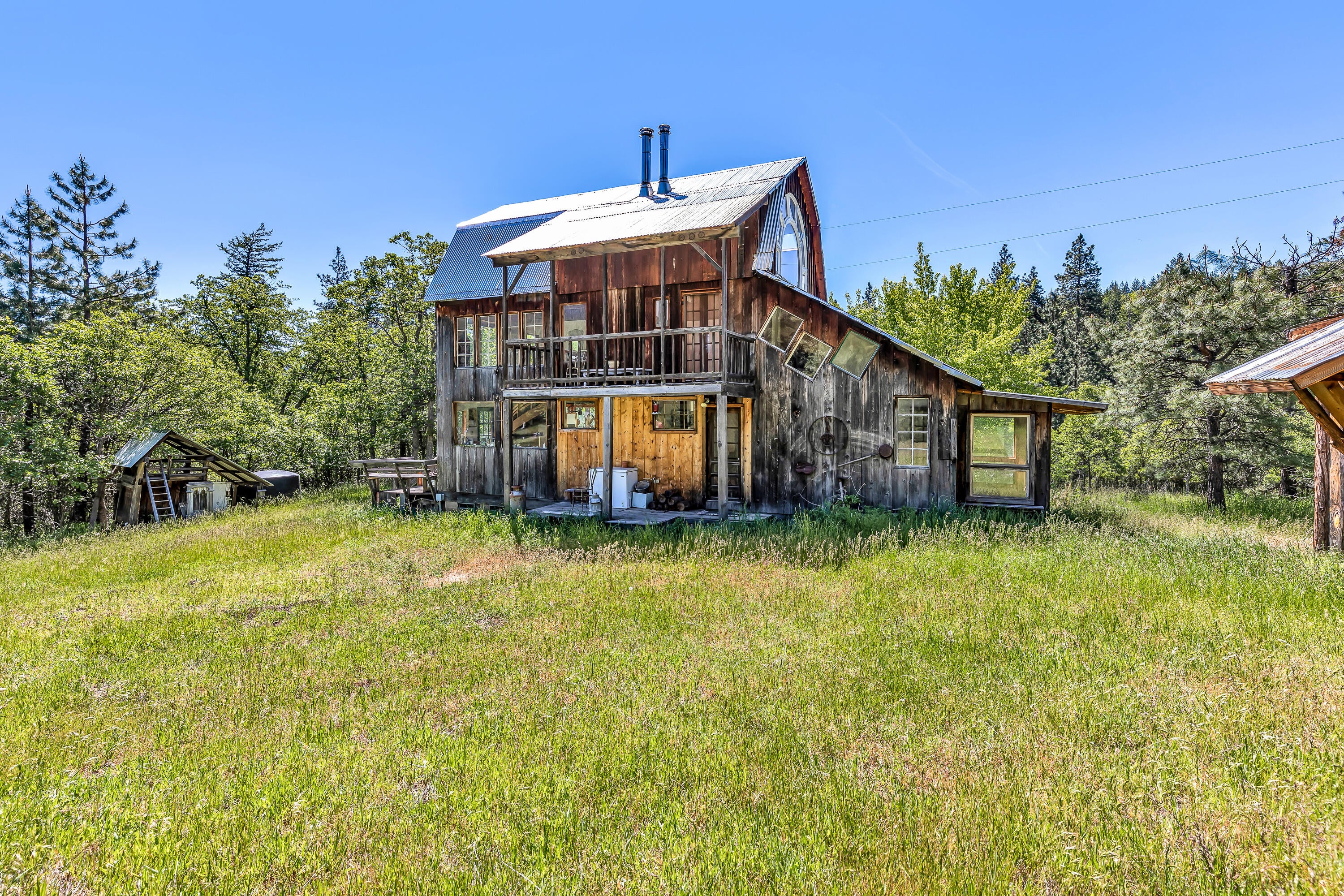 1720 Colestin Road Ashland, OR 97520 - Photo 51 of 52 9R9A3201