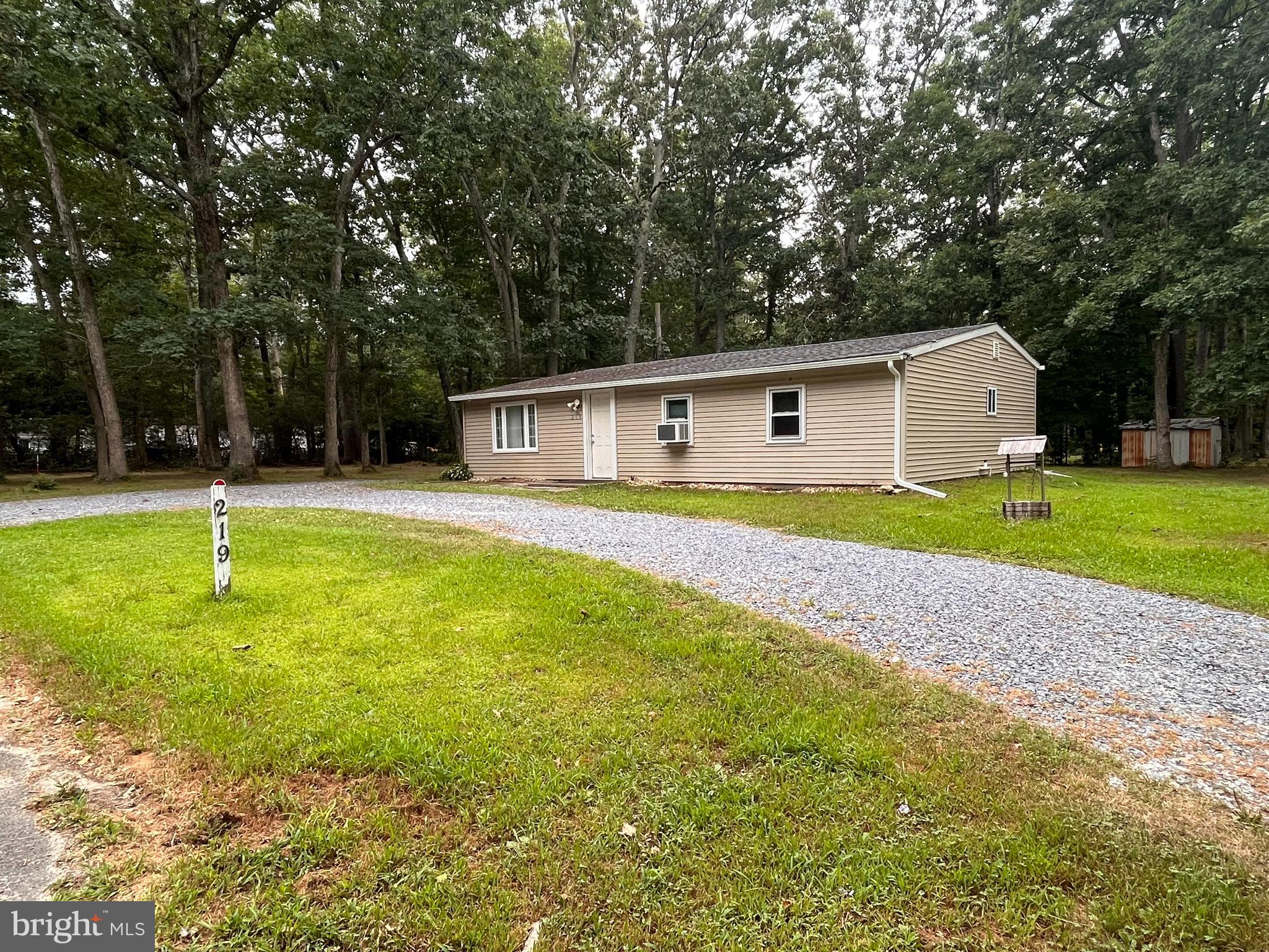 219 Jute Road Millville, NJ 08332 - Photo 2 of 18