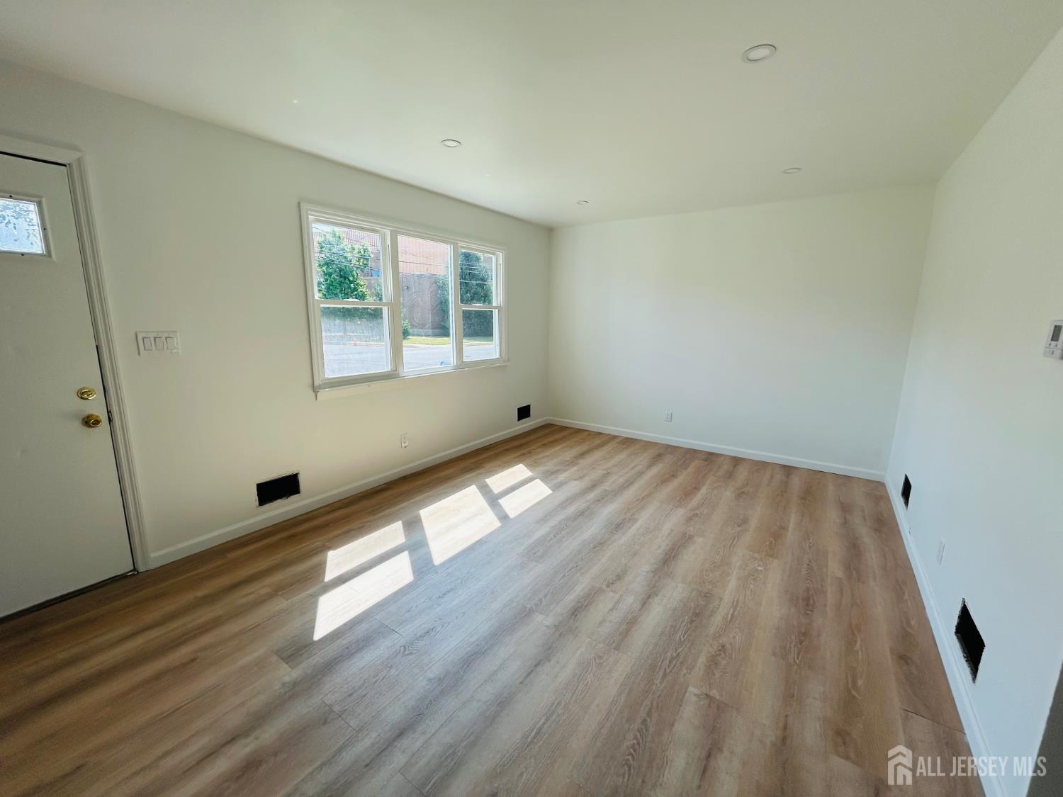18 Millstone Road Somerset, NJ 08873 - Photo 6 of 9