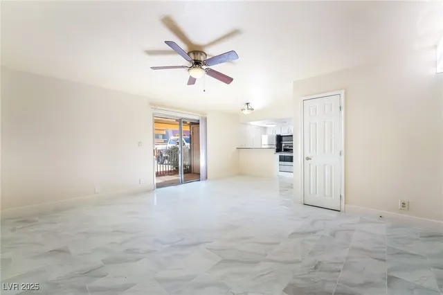 $1,495 | 5261 River Glen Drive, Unit 201, Las Vegas, NV 89103