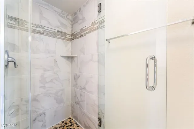 $1,495 | 5261 River Glen Drive, Unit 201, Las Vegas, NV 89103