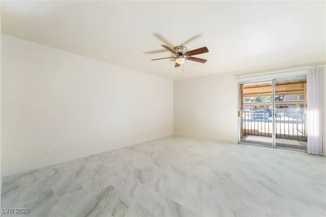 $1,495 | 5261 River Glen Drive, Unit 201, Las Vegas, NV 89103