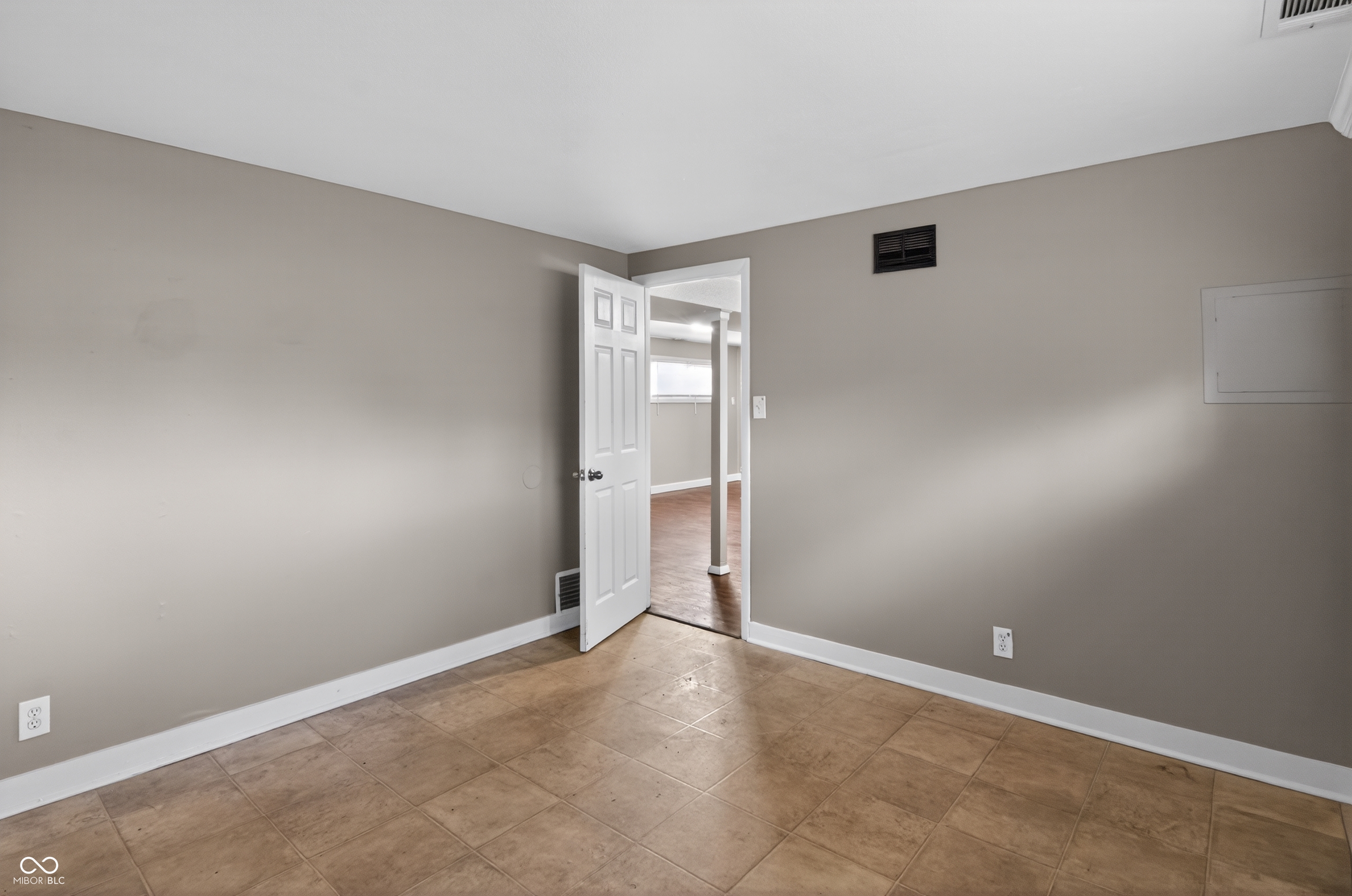 9123 Trinity Place Indianapolis, IN 46229 - Photo 21 of 40