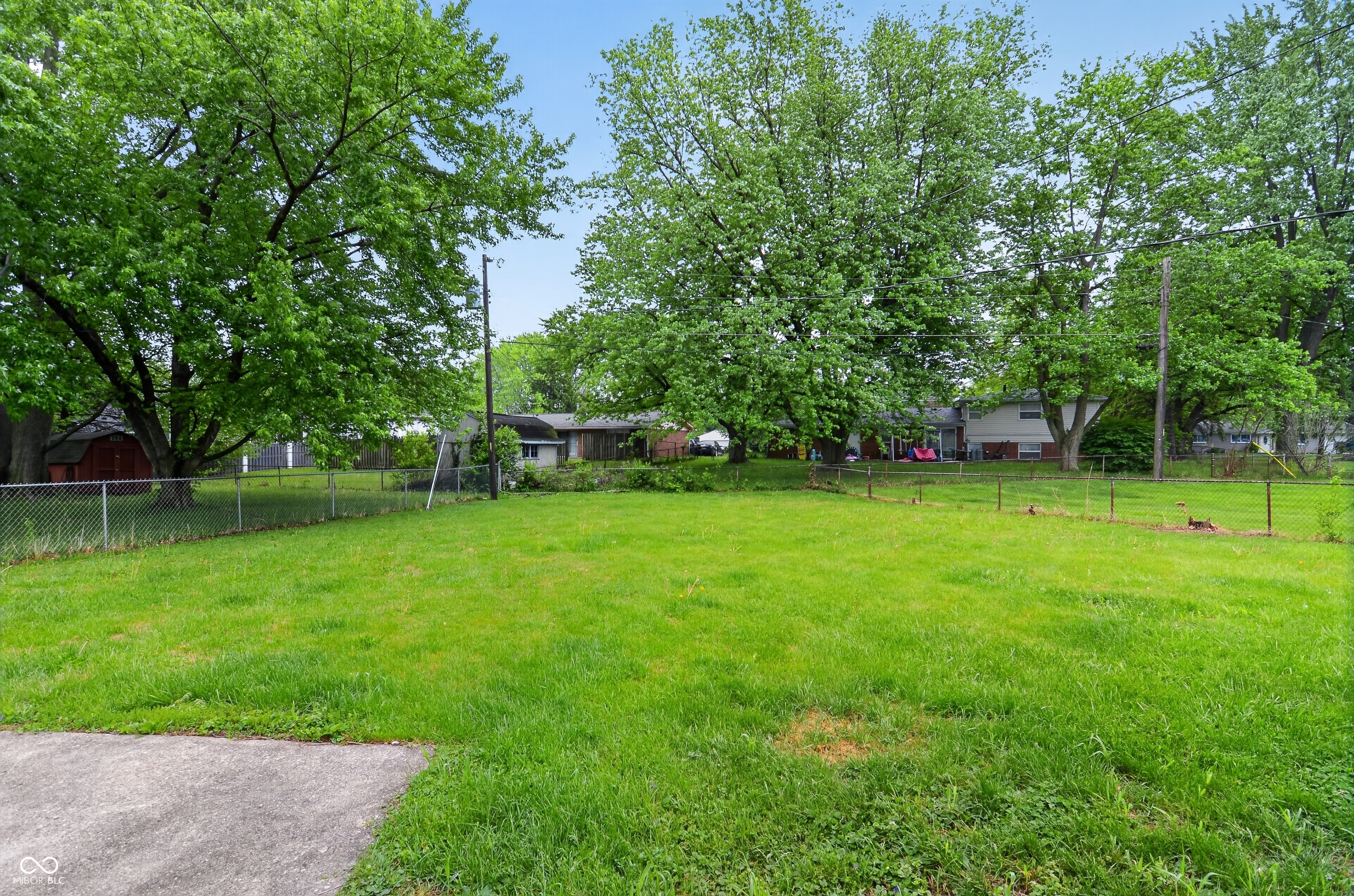 9123 Trinity Place Indianapolis, IN 46229 - Photo 6 of 40