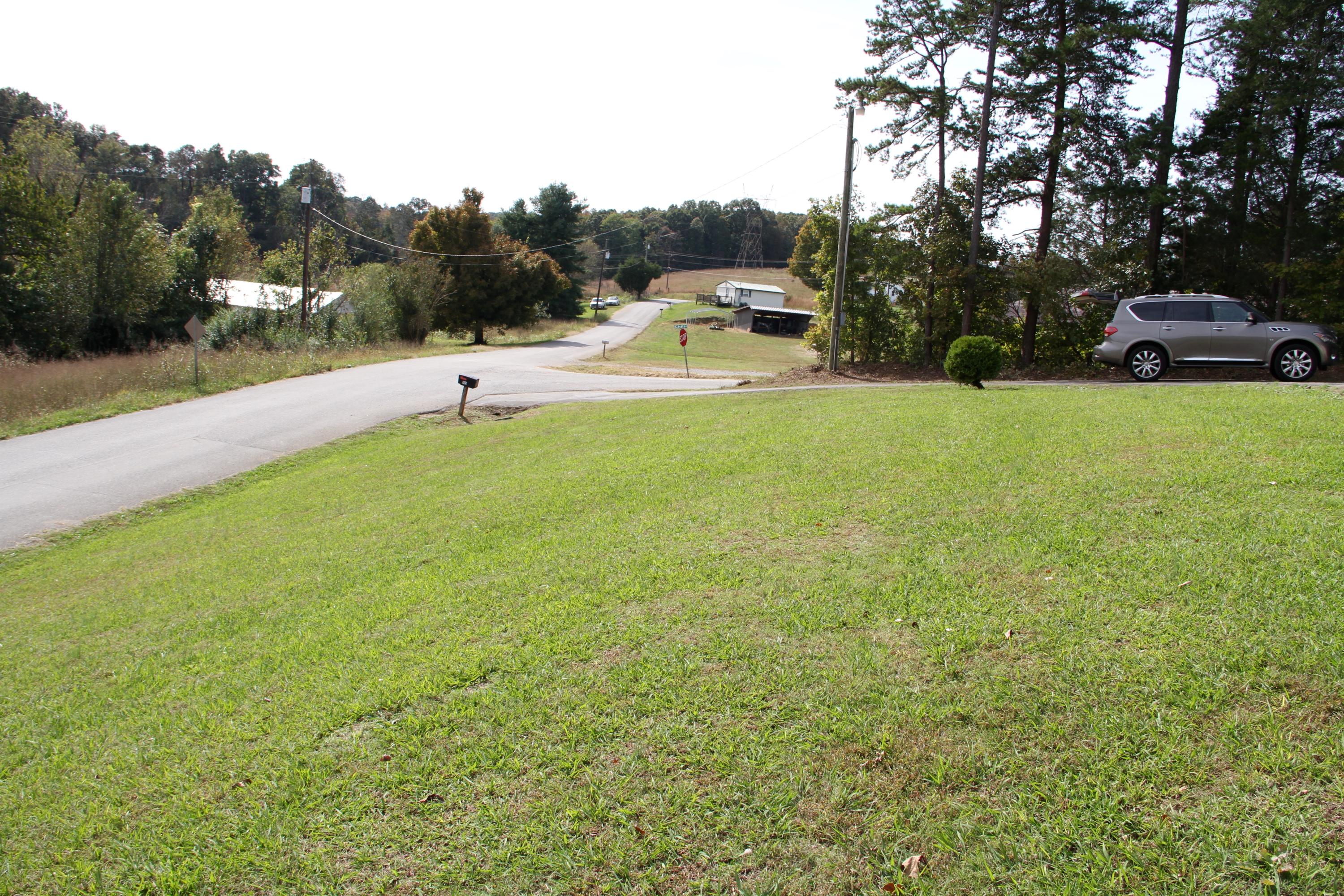 805 Little Valley Road Loudon, TN 37774 - Photo 3 of 22 IMG_1788
