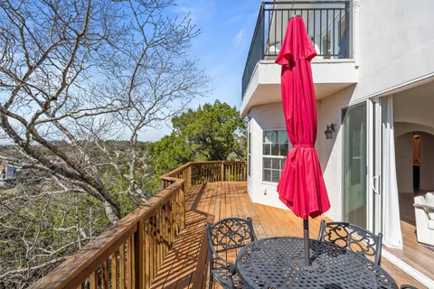 $675,000 | 8101 Breeze Way, Jonestown, TX 78645