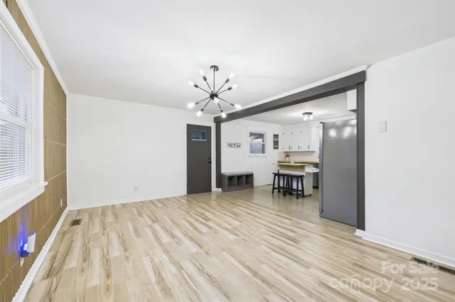 $290,000 | 3115 Falling Creek Road, Hickory, NC 28601