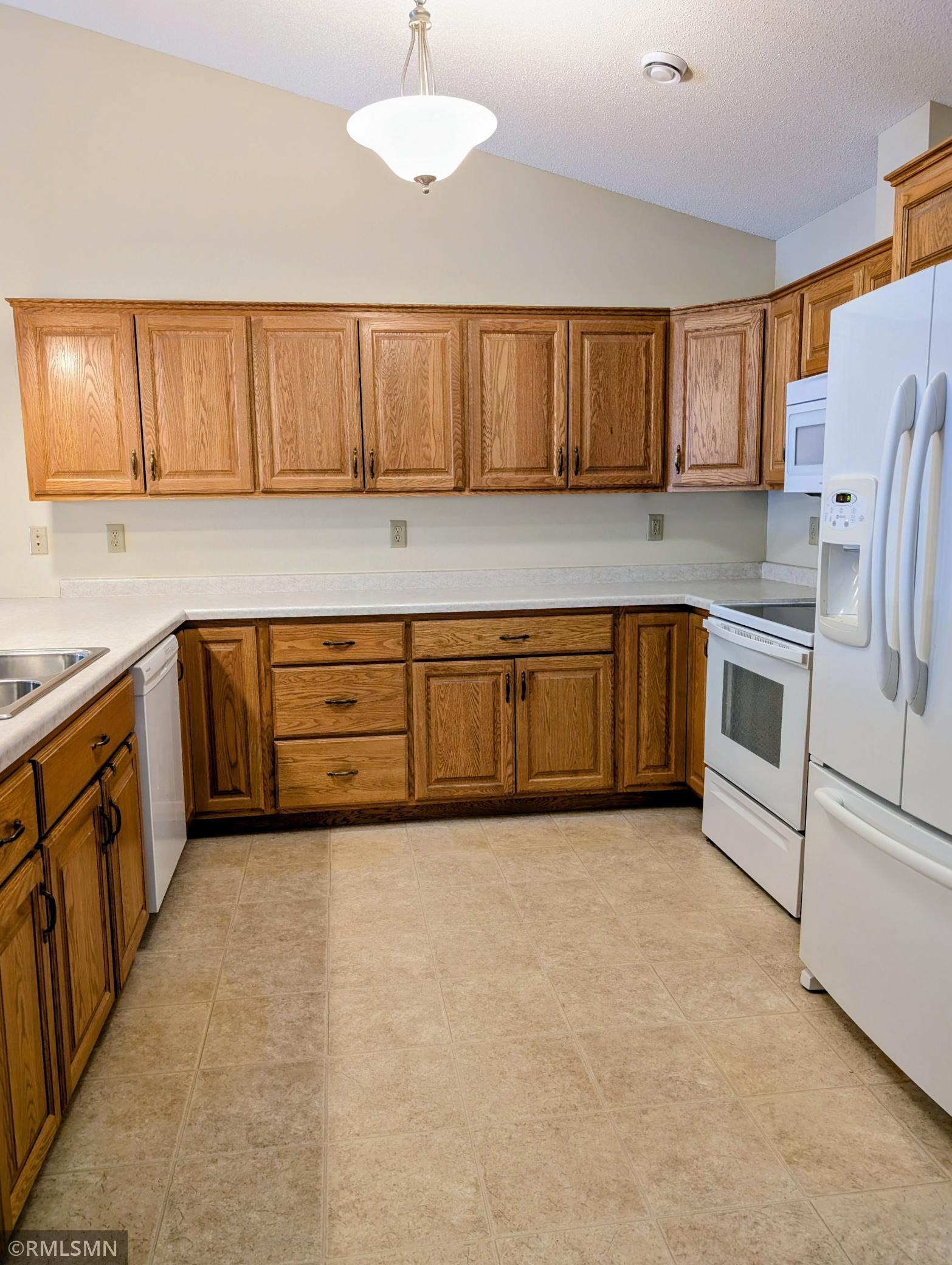 434 4th Street South, Unit 1 Long Prairie, MN 56347 - Photo 6 of 37
