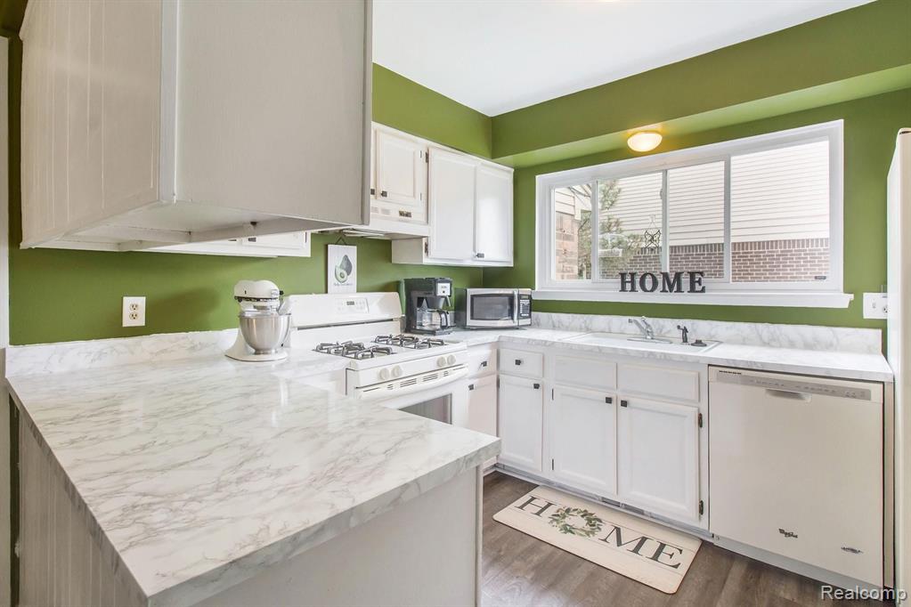 5434 Pheasant Run Road Clarkston, MI 48346 - Photo 20 of 27