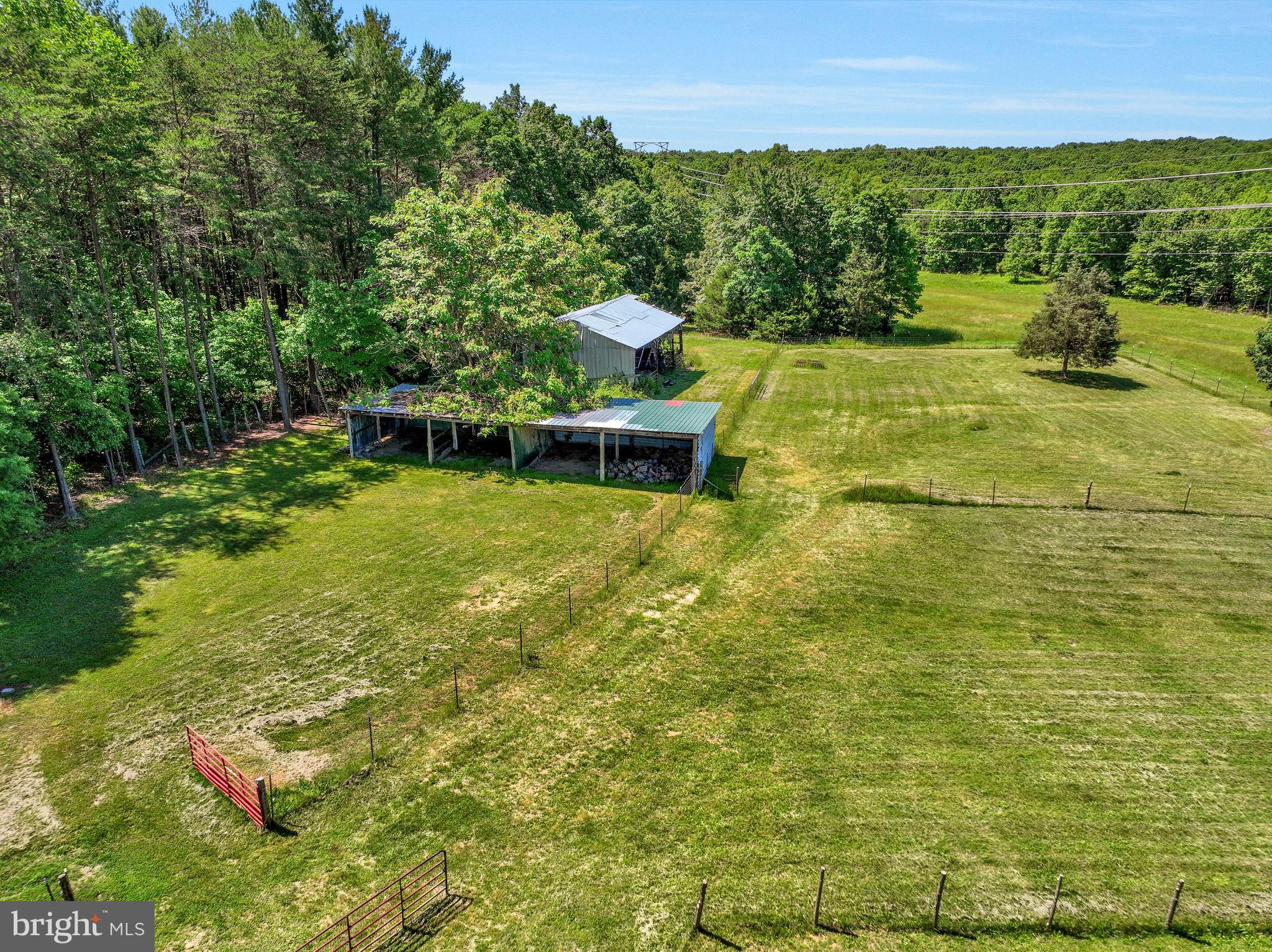 34134 Parker Road Locust Grove, VA 22508 - Photo 41 of 48 4 Stall Pole Barn