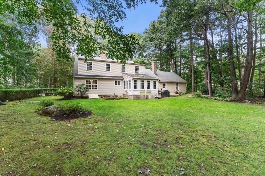 22 Hickory Hill Road Manchester, MA 01944 - Photo 27 of 31 Gallery Image 27