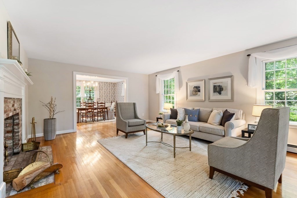 22 Hickory Hill Road Manchester, MA 01944 - Photo 7 of 31 Gallery Image 7