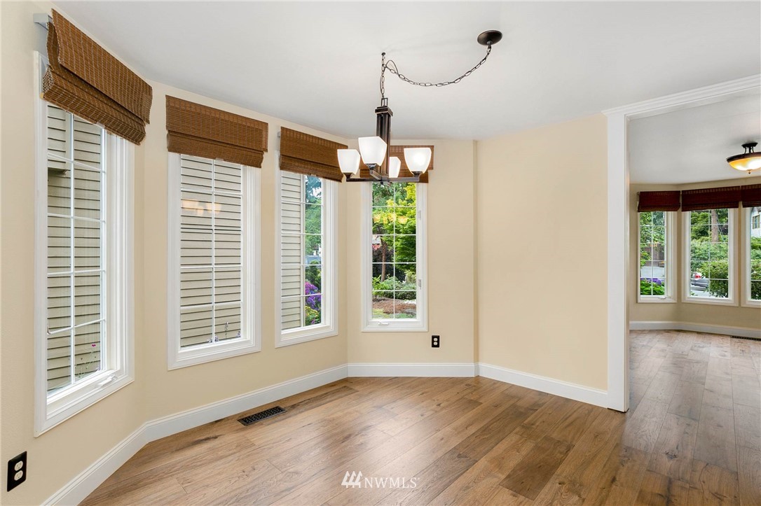 11113 Northeast 174th Street Bothell, WA 98011 - Photo 11 of 25