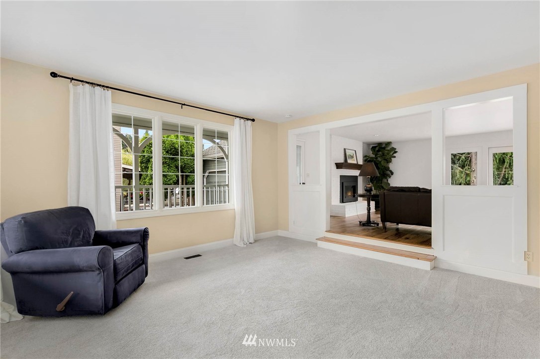 11113 Northeast 174th Street Bothell, WA 98011 - Photo 5 of 25