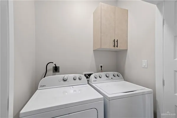 $1,350 | 409 North Onyx Avenue, Unit 1, Edinburg, TX 78541