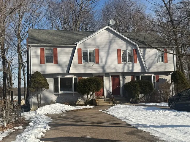 $2,900 | 17 Julian Lane, Unit 17, Milford, MA 01757