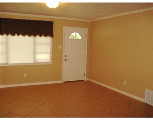22901 Dalewood Ln Road, Unit 1 Moss Point, MS 39562 - Photo 3 of 6 Additional Photo