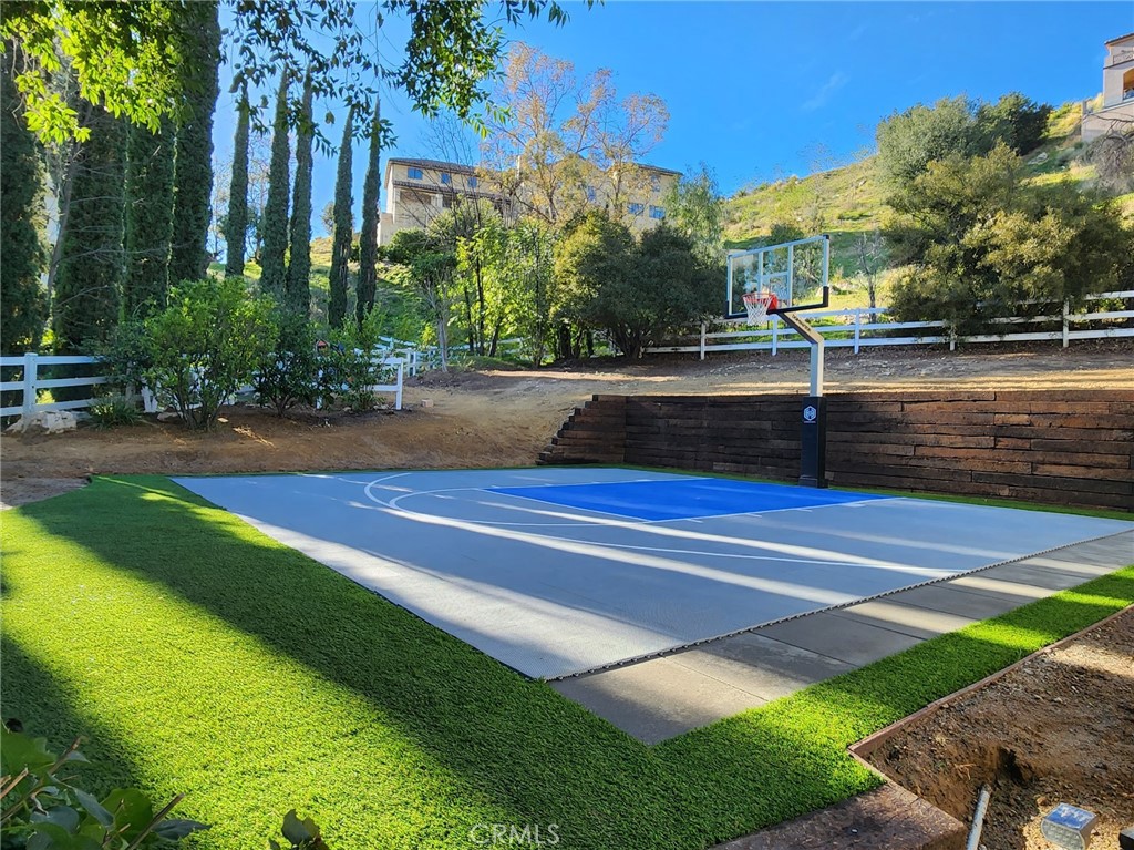191 Dapplegray Road Bell Canyon, CA 91307 - Photo 27 of 32