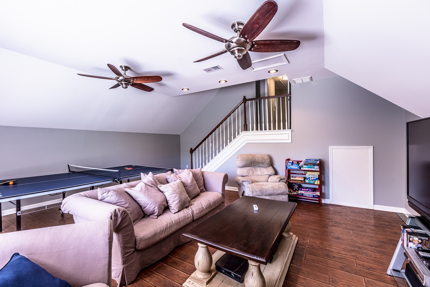 1838 O'Reilly Circle Spring Hill, TN 37174 - Photo 32 of 36 a living room with furniture