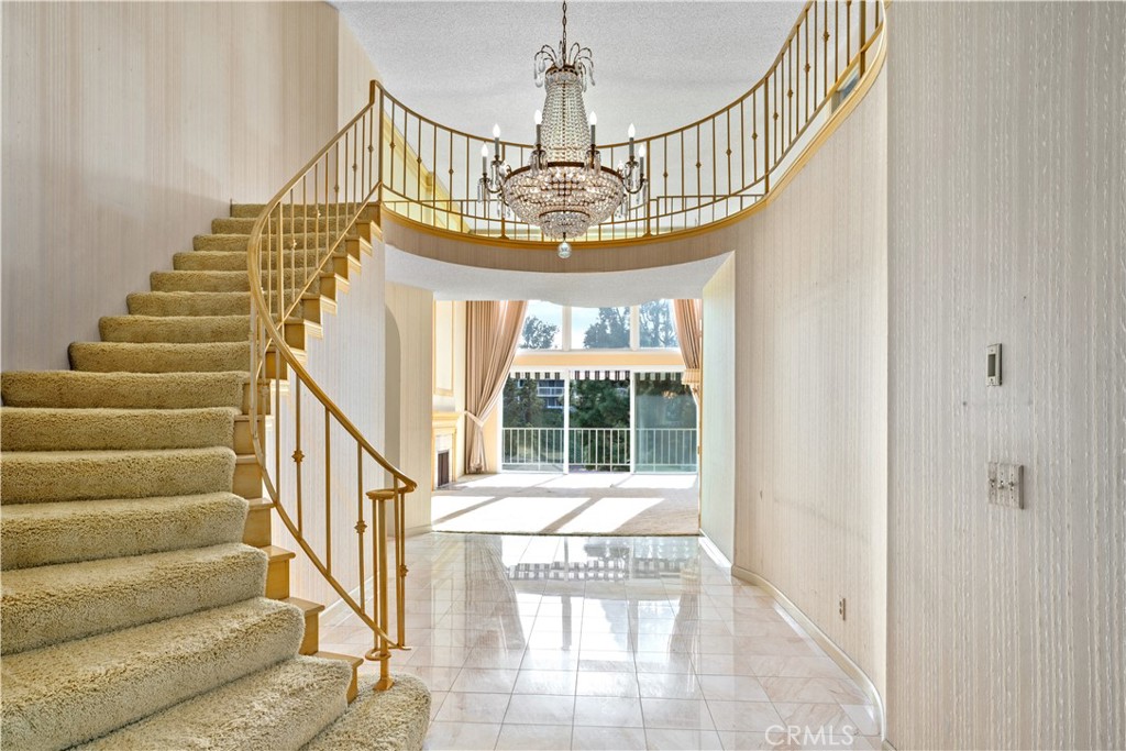 1 Rue Du Parc Newport Beach, CA 92660 - Photo 5 of 49 a view of entryway with an front door