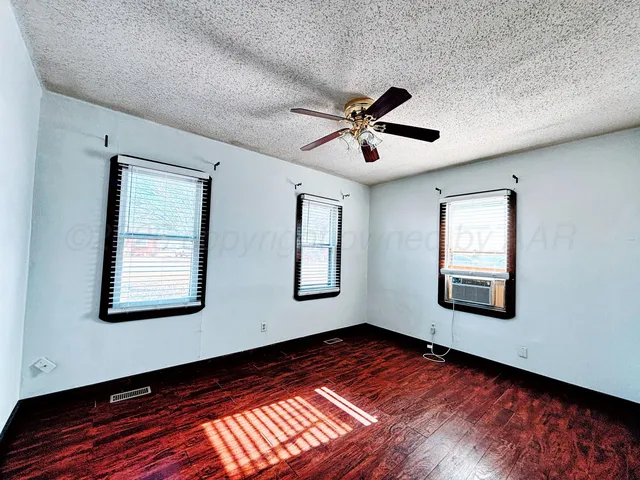 $129,000 | 1622 South Colgate Street, Perryton, TX 79070