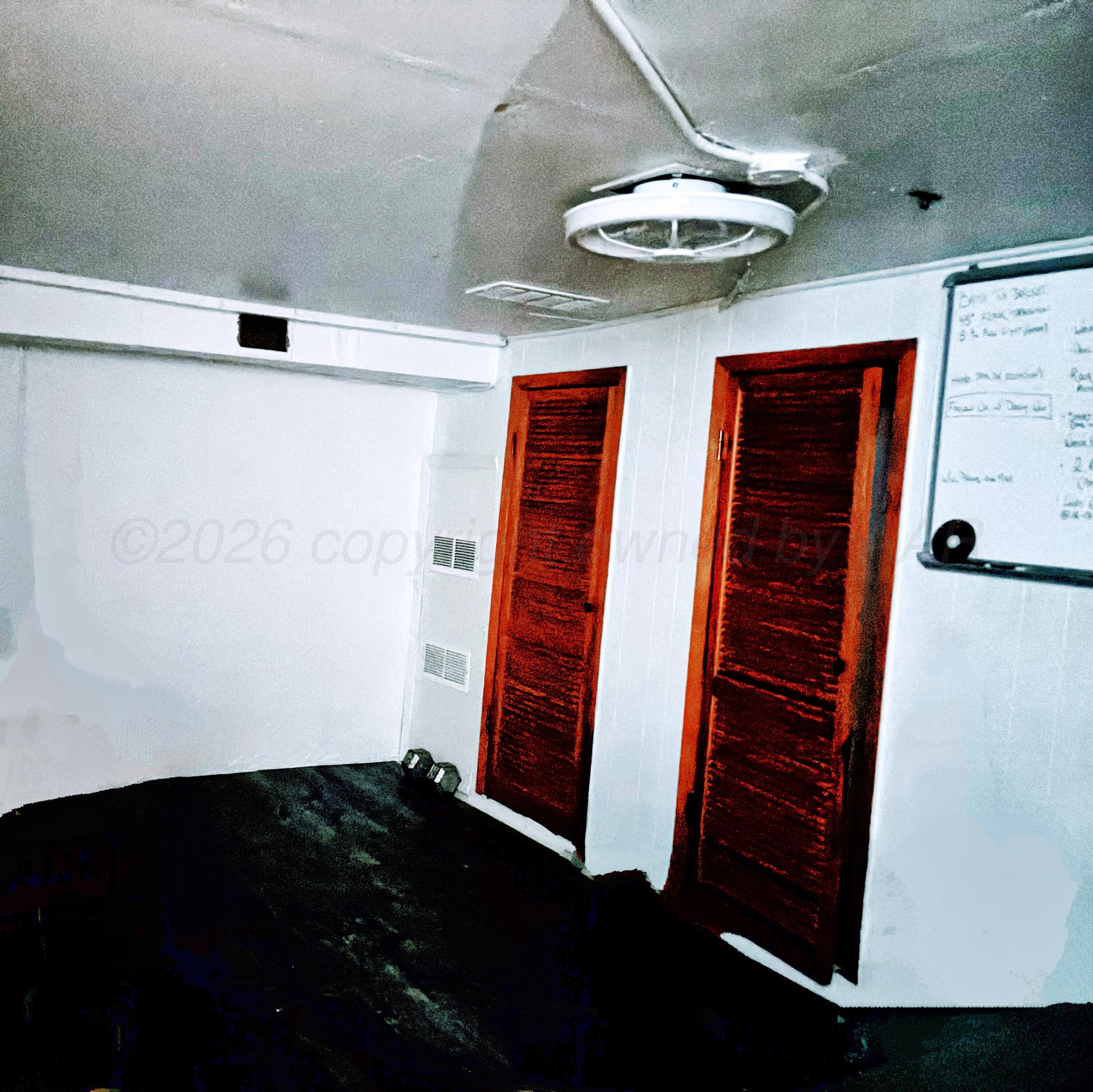 1622 South Colgate Street Perryton, TX 79070 - Photo 21 of 28 1622 S Colgate basement