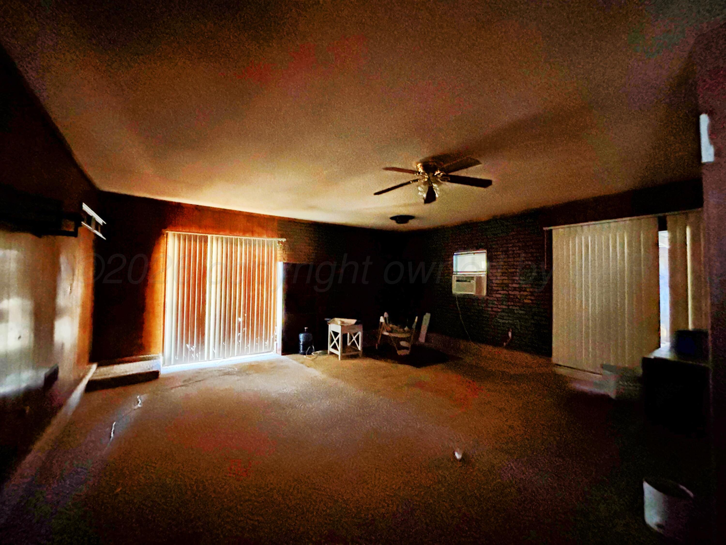 1622 South Colgate Street Perryton, TX 79070 - Photo 8 of 28 1622 S Colgate den