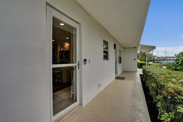 $5,000 | 1700 South Ocean Boulevard, Unit 3, Delray Beach, FL 33483