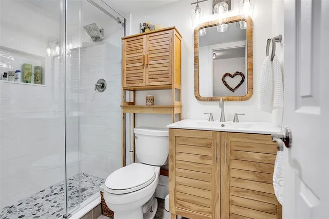 $5,000 | 1700 South Ocean Boulevard, Unit 3, Delray Beach, FL 33483