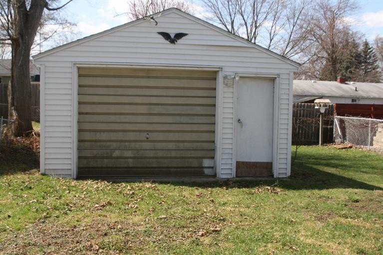 310 North Dettman Road Jackson, MI 49202 - Photo 2 of 14 Photo 2