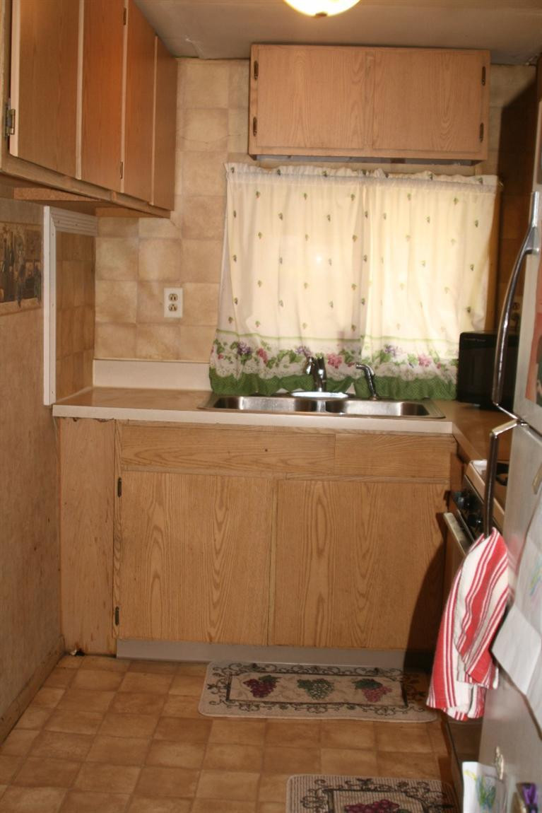 310 North Dettman Road Jackson, MI 49202 - Photo 7 of 14 Photo 7