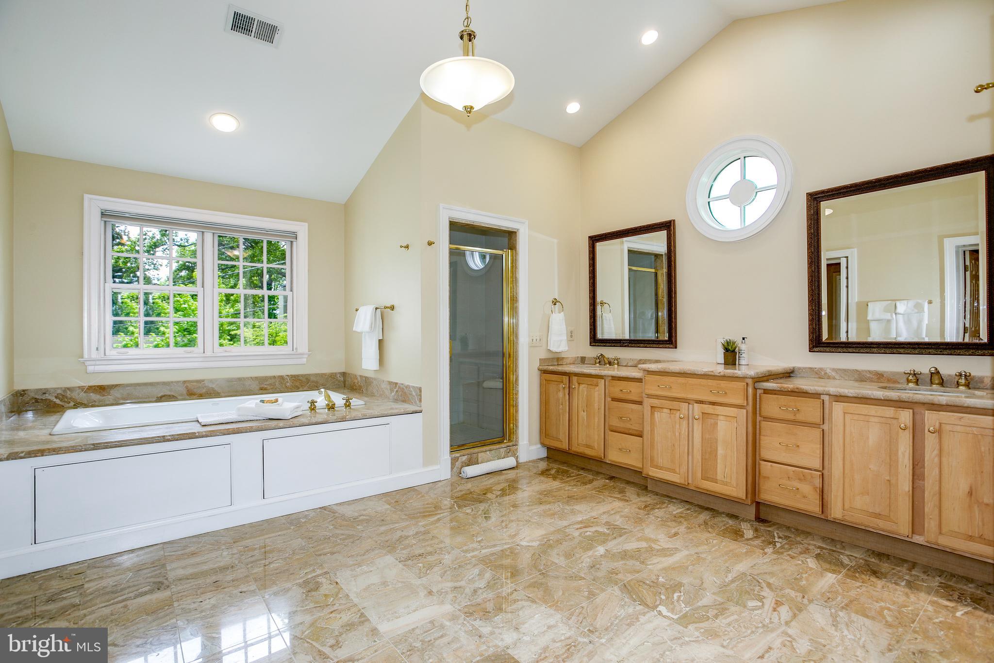 5300 Ridgefield Road Bethesda, MD 20816 - Photo 24 of 25