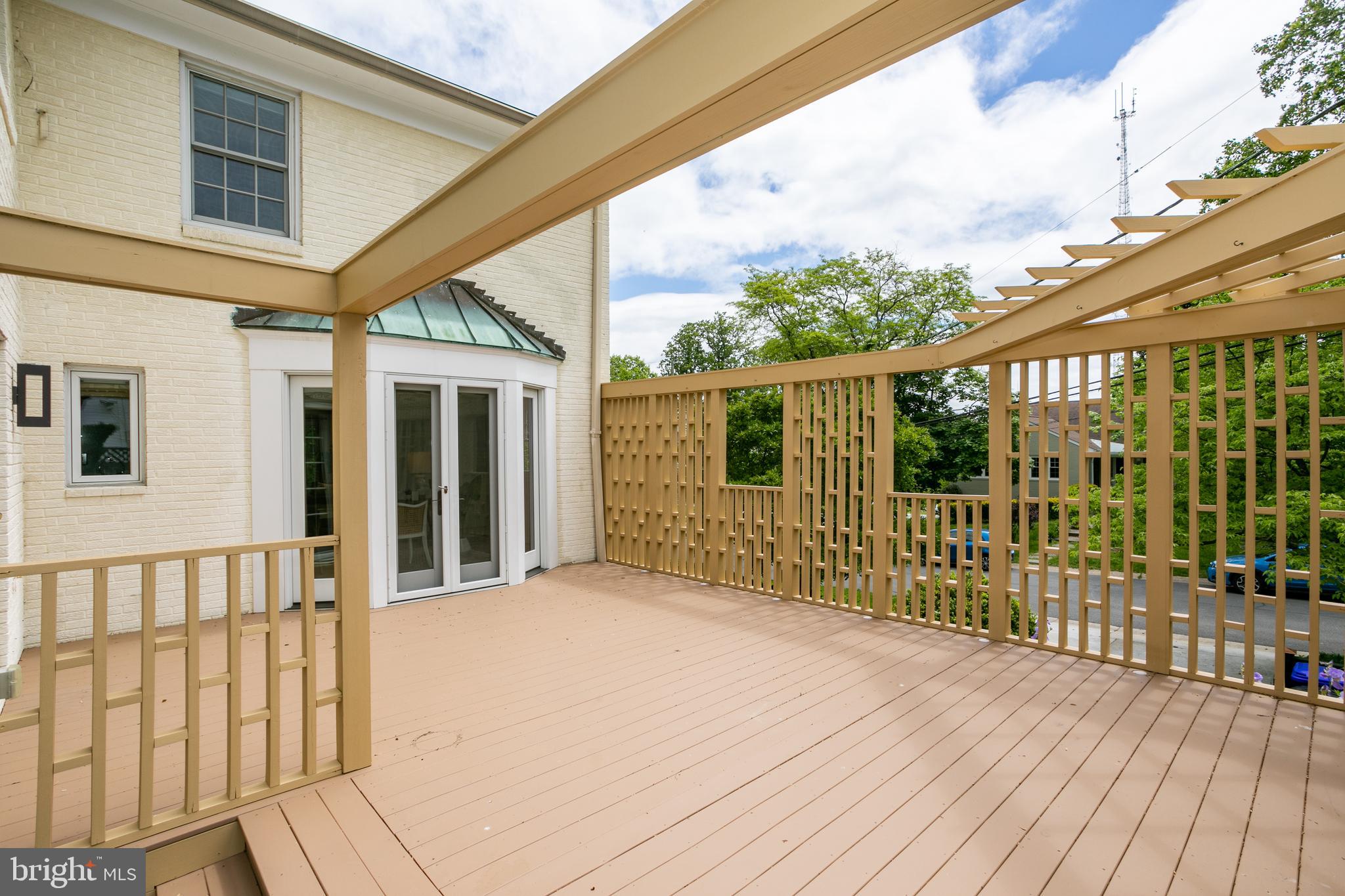 5300 Ridgefield Road Bethesda, MD 20816 - Photo 7 of 25