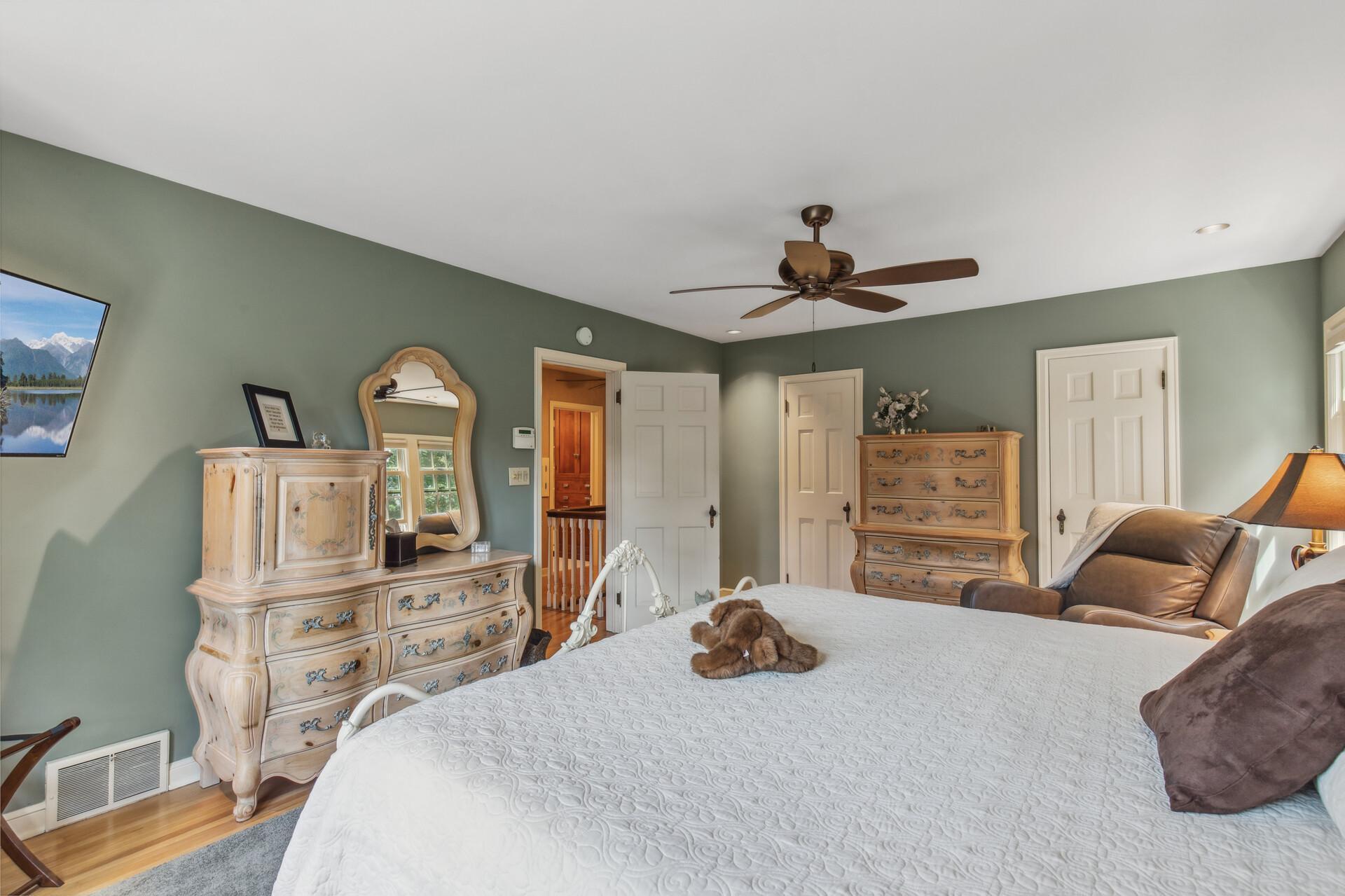509 Blake Road South Hopkins, MN 55343 - Photo 33 of 52 Gallery Image 33