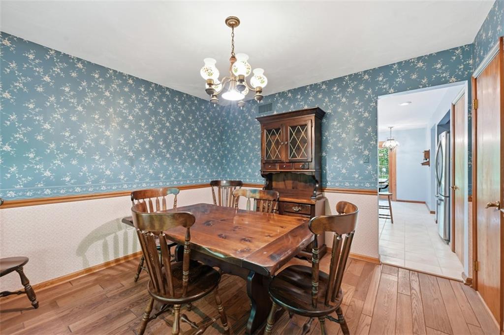 137 Spring Valley Road Valencia, PA 16059 - Photo 14 of 48