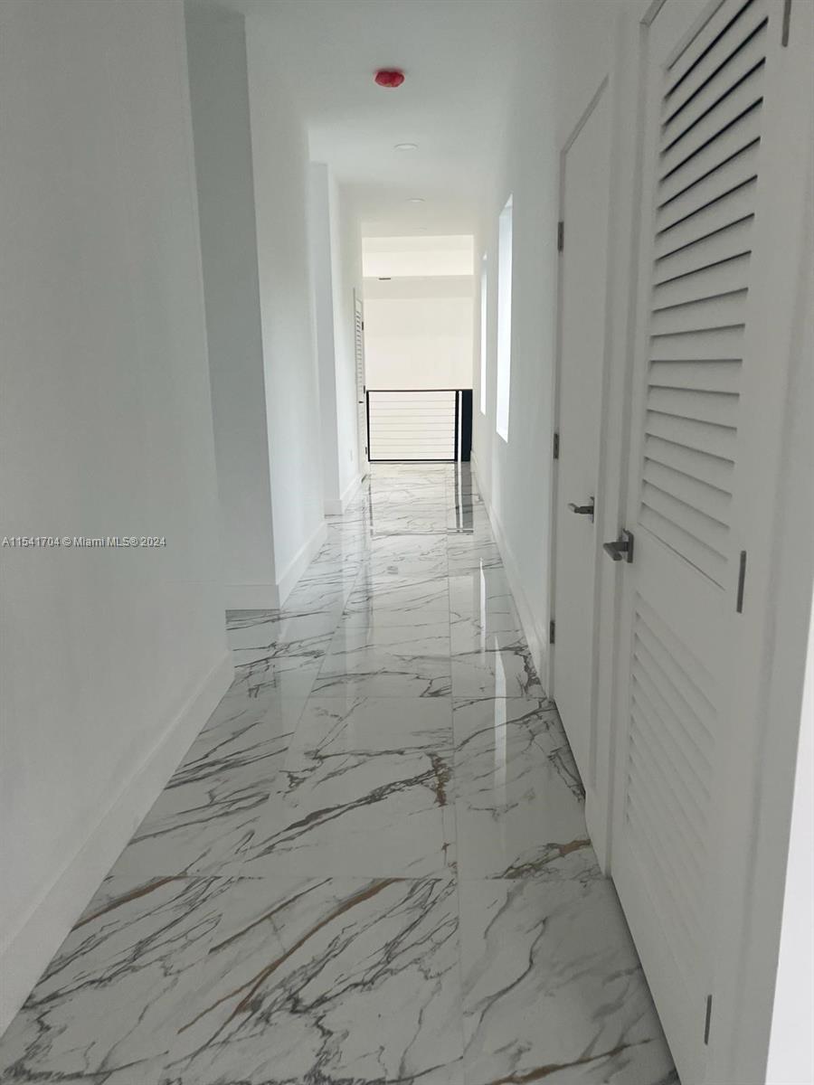 5455 Southwest 60th Court Miami, FL 33155 - Photo 38 of 68