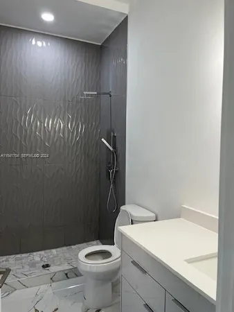 $5,500,000 | 5455 Southwest 60th Court, Miami, FL 33155